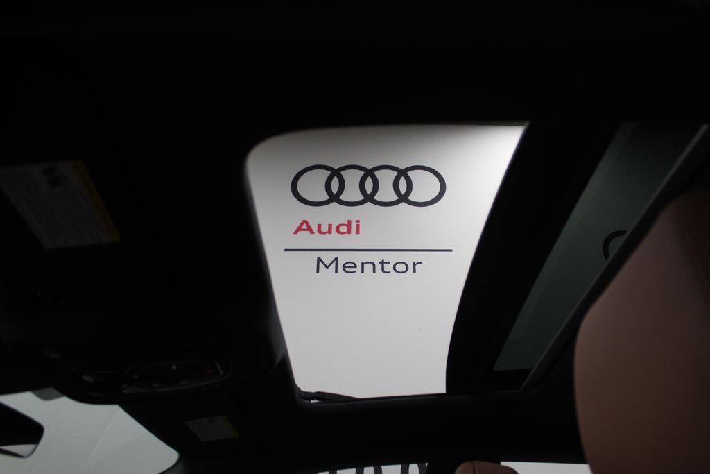 Vehicle image 13 of 34