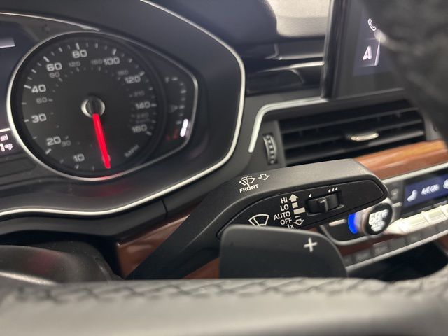 Vehicle image 42 of 62