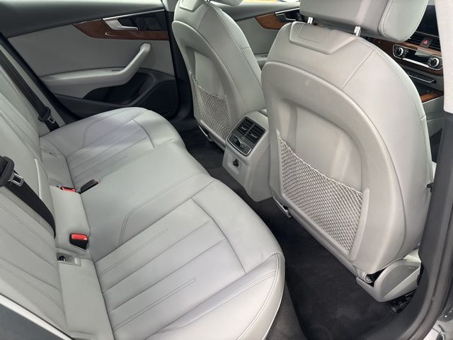 Vehicle image 12 of 62