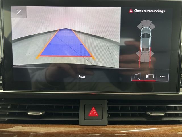 Vehicle image 23 of 62