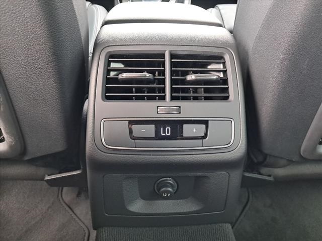 Vehicle image 22 of 27