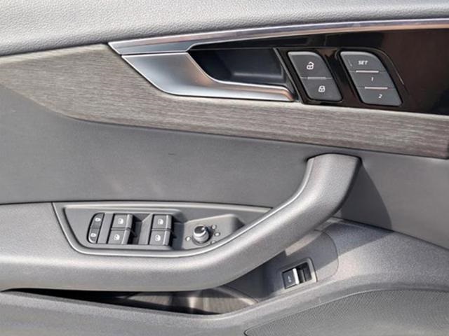 Vehicle image 21 of 27