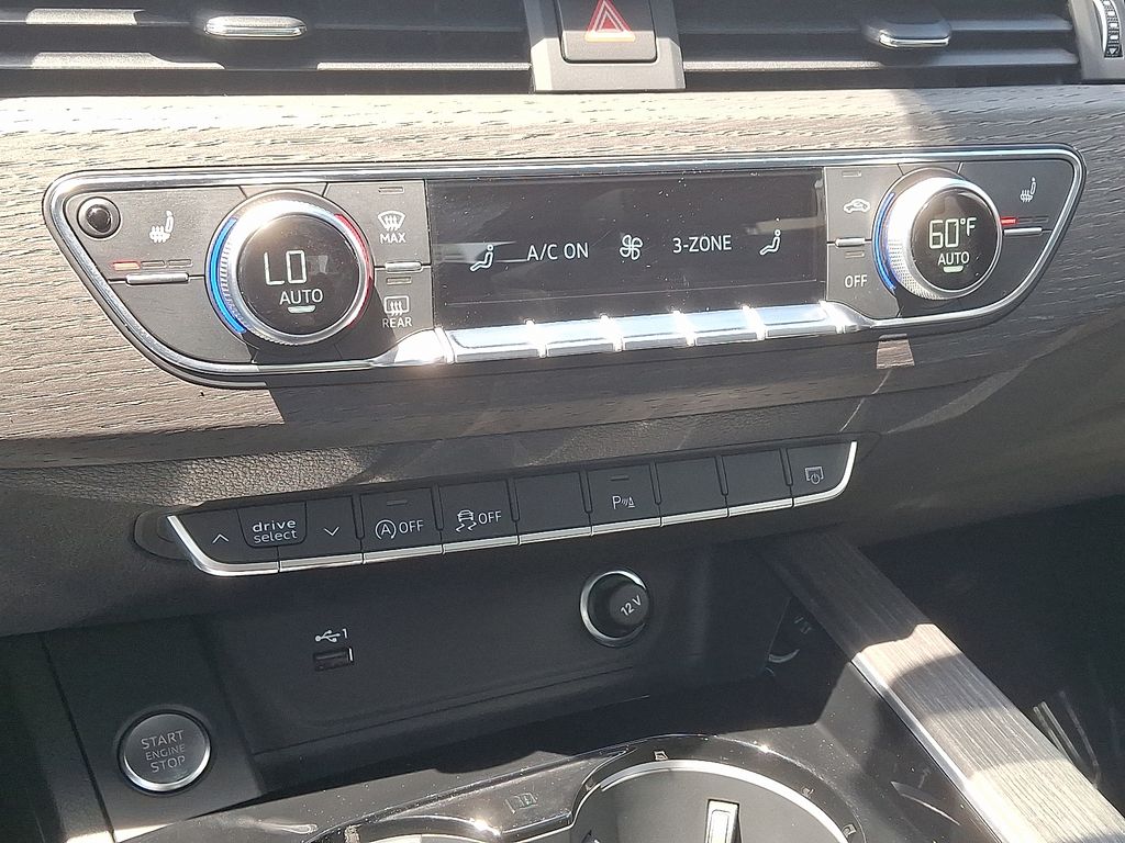 Vehicle image 16 of 30