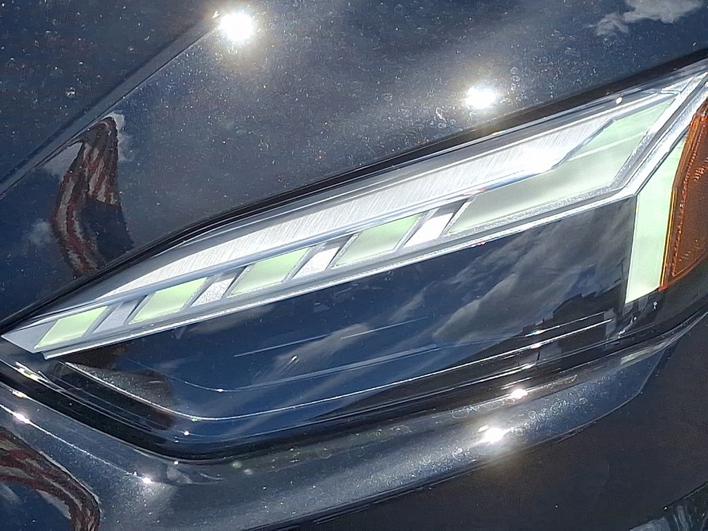 Vehicle image 9 of 30
