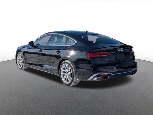 Vehicle image 4 of 28