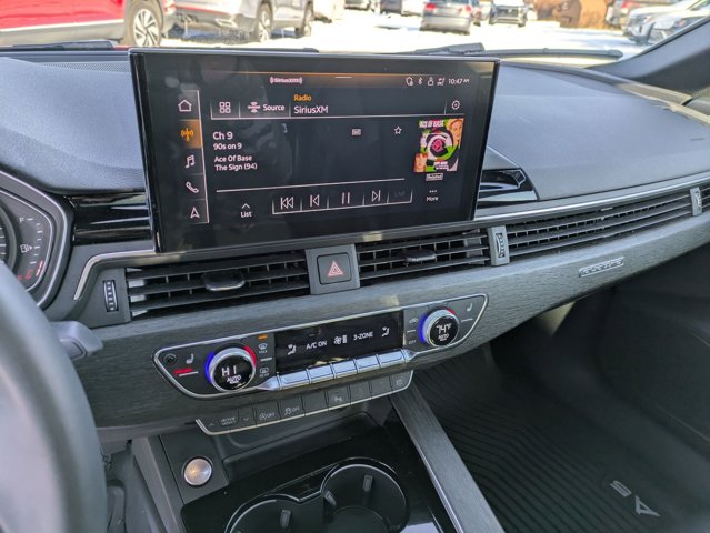 Vehicle image 13 of 28