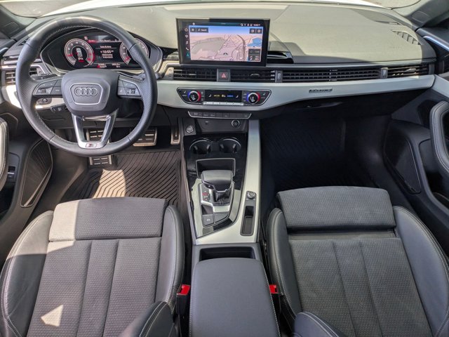 Vehicle image 15 of 30