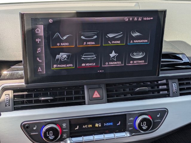 Vehicle image 24 of 30