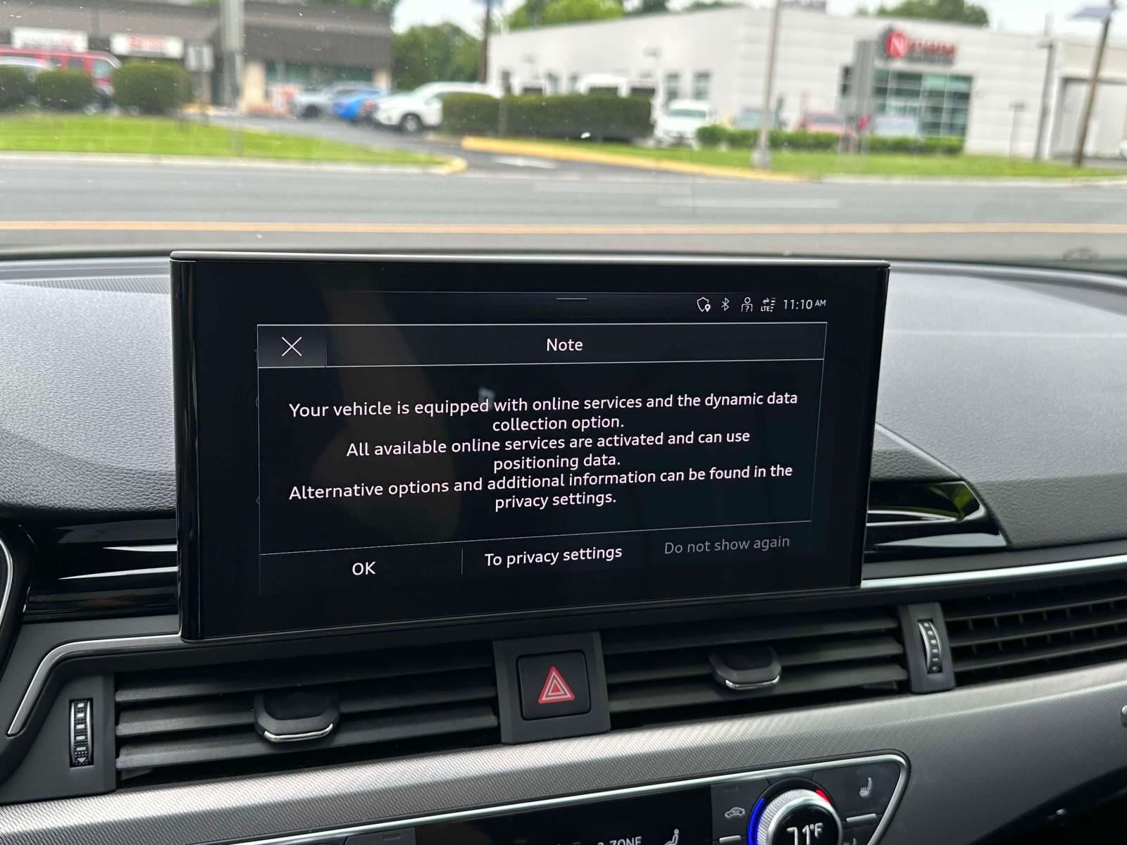 Vehicle image 13 of 34