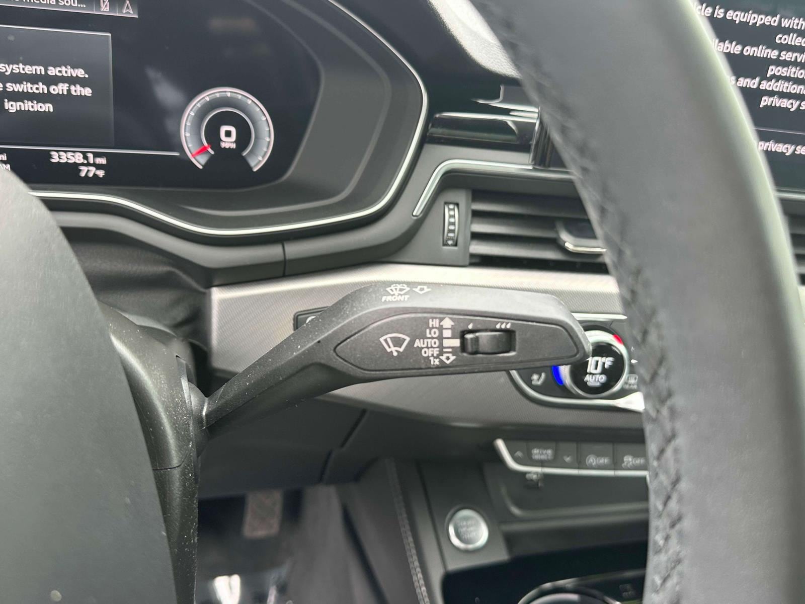 Vehicle image 26 of 34