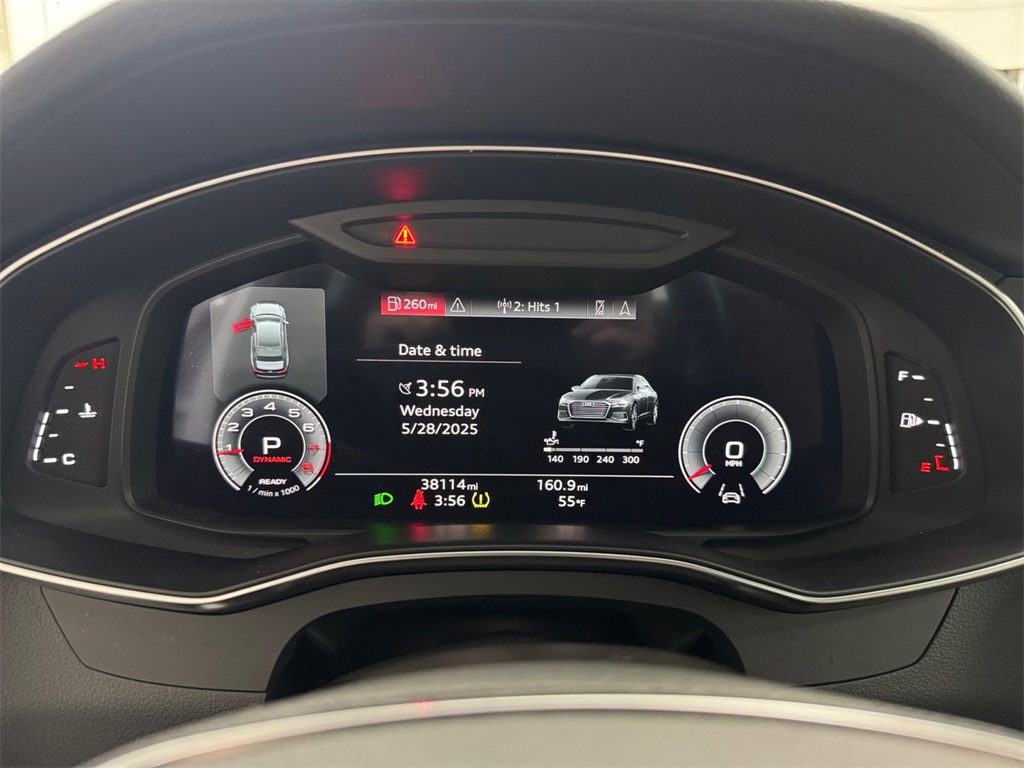 Vehicle image 16 of 32