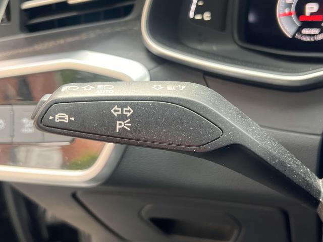 Vehicle image 21 of 29