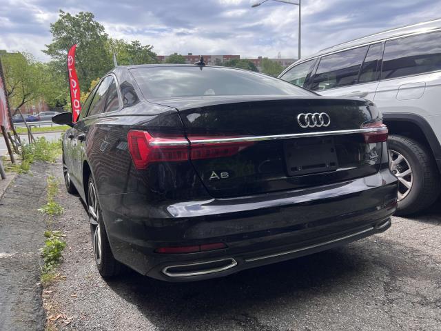 Vehicle image 4 of 29