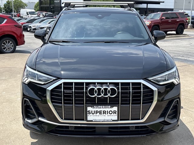 Vehicle image 2 of 49