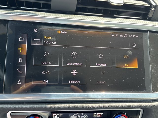 Vehicle image 36 of 49