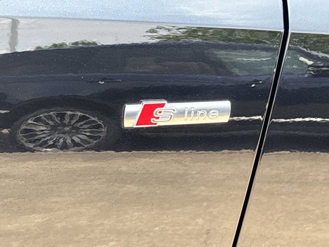 Vehicle image 15 of 49