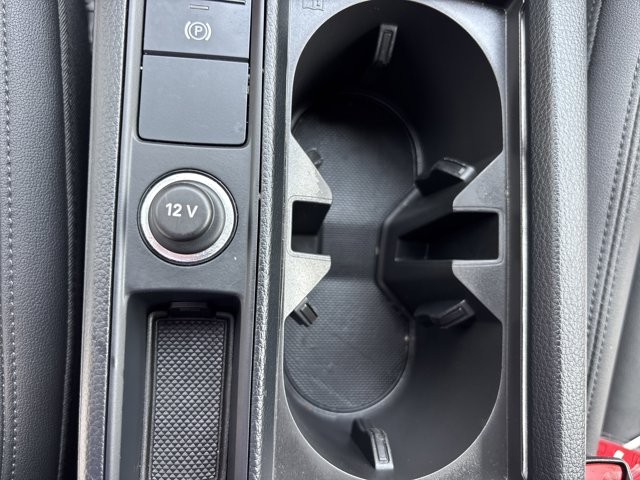 Vehicle image 46 of 49