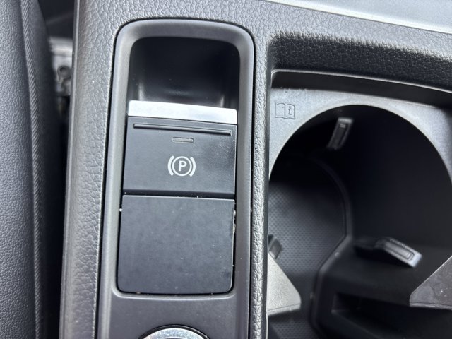 Vehicle image 45 of 49