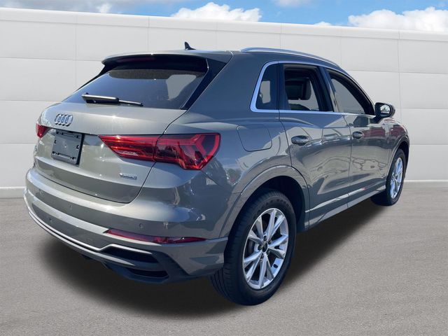 Vehicle image 5 of 34
