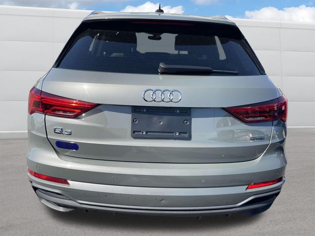 Vehicle image 6 of 34