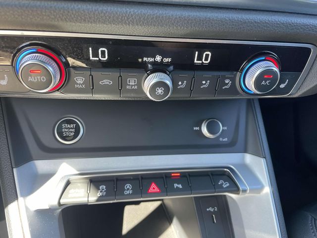 Vehicle image 25 of 34