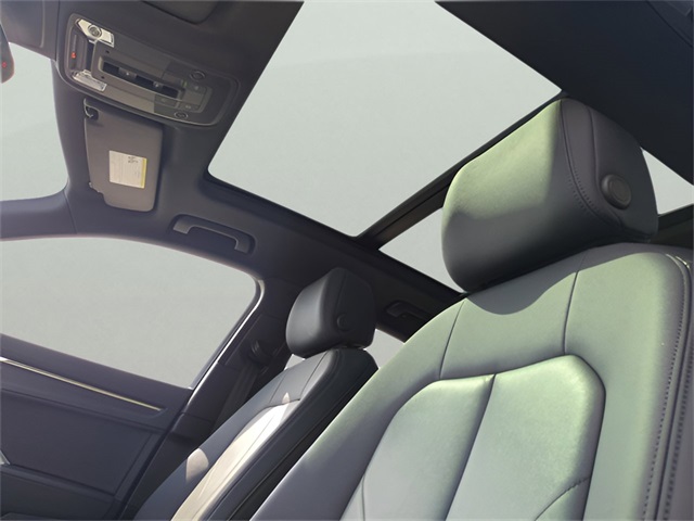 Vehicle image 16 of 37