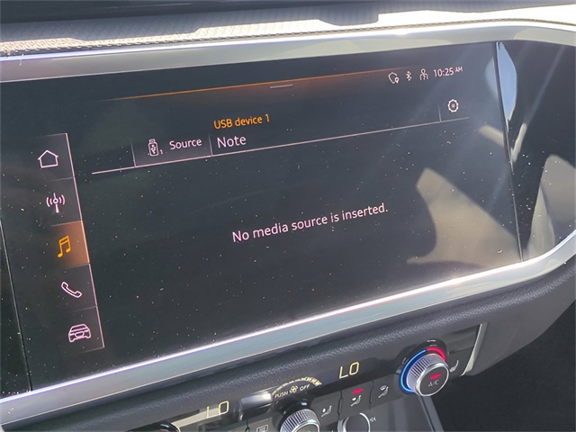 Vehicle image 21 of 37