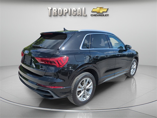 Vehicle image 5 of 37