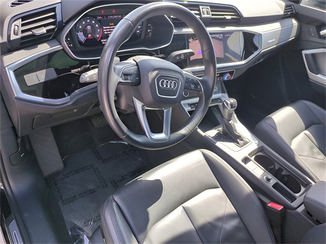 Vehicle image 18 of 37