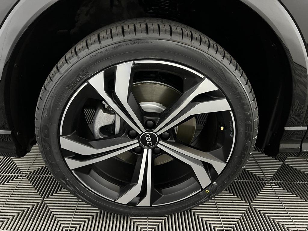 Vehicle image 12 of 54