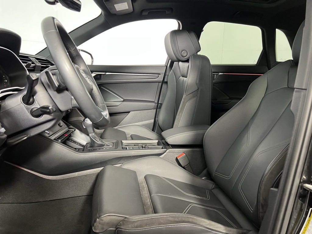 Vehicle image 24 of 54