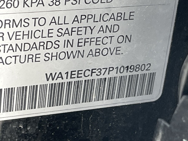 Vehicle image 37 of 54