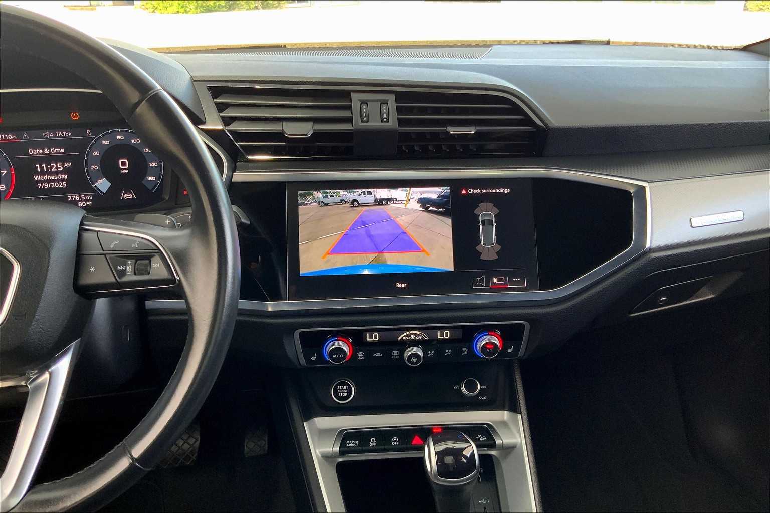 Vehicle image 20 of 35
