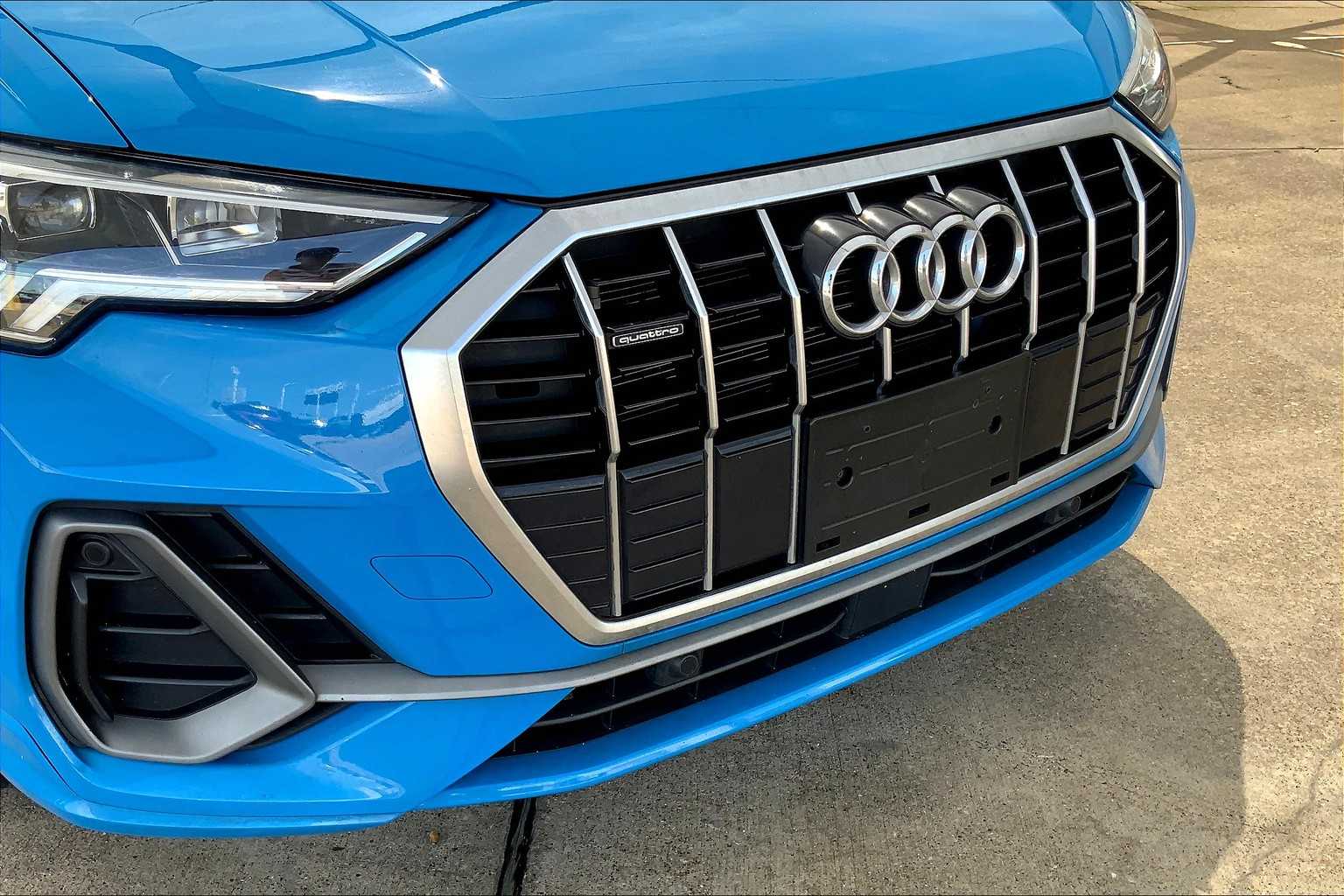 Vehicle image 27 of 35