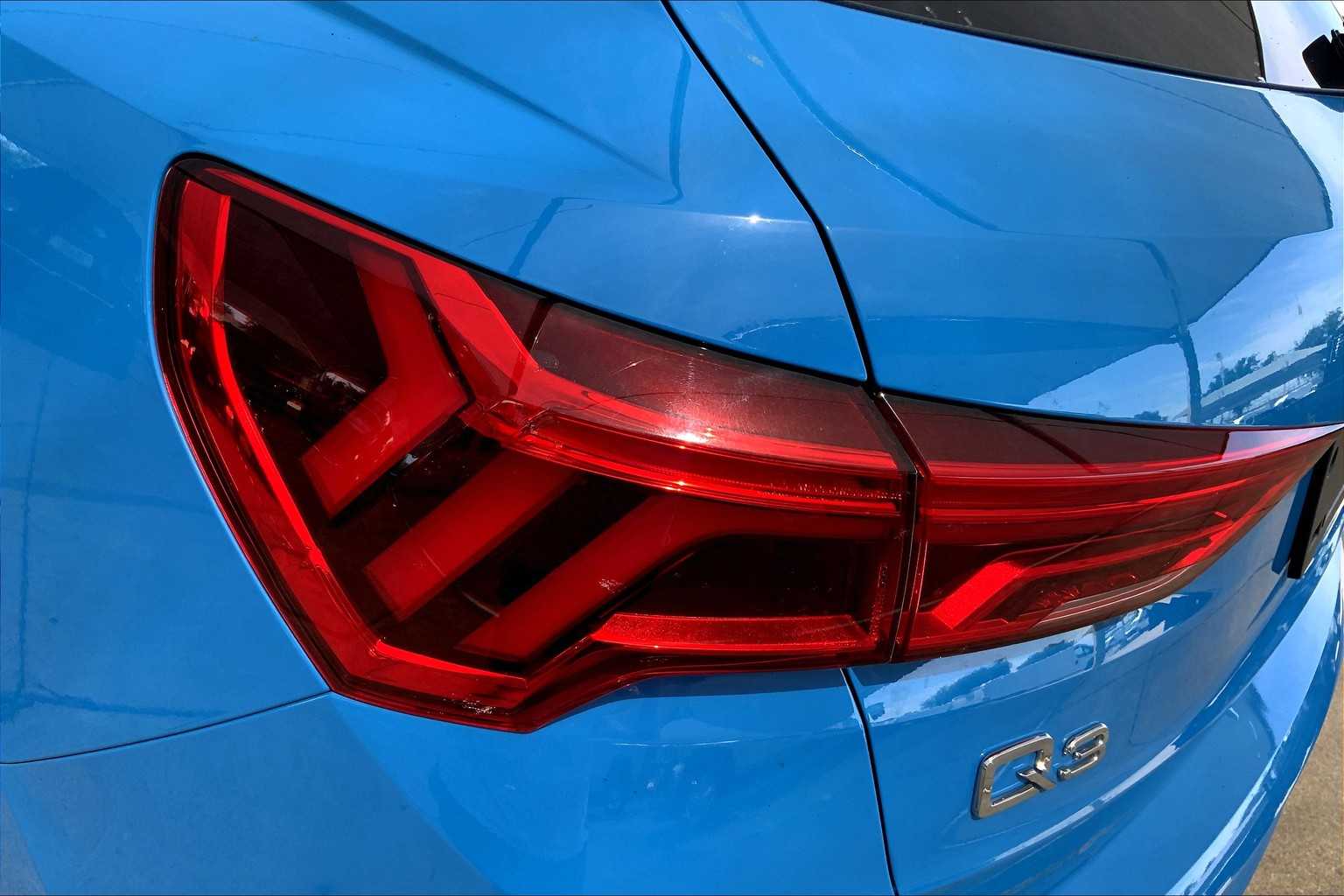 Vehicle image 24 of 35