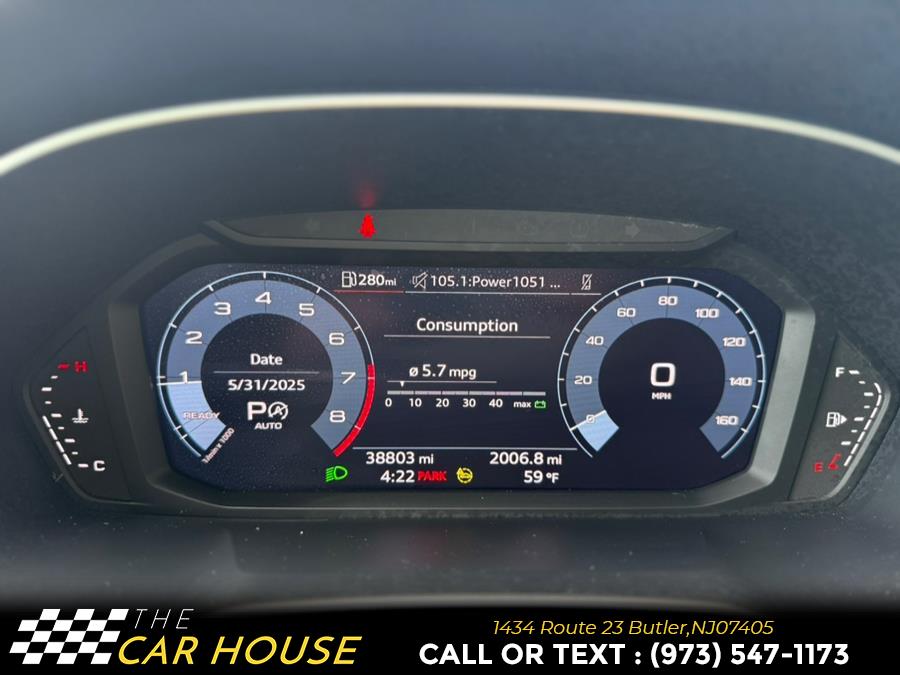 Vehicle image 23 of 25