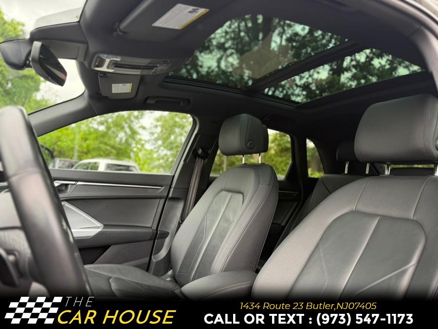 Vehicle image 11 of 25