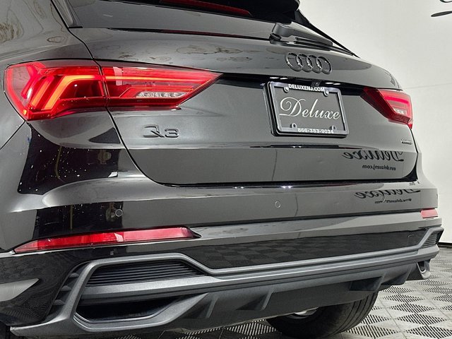 Vehicle image 29 of 39