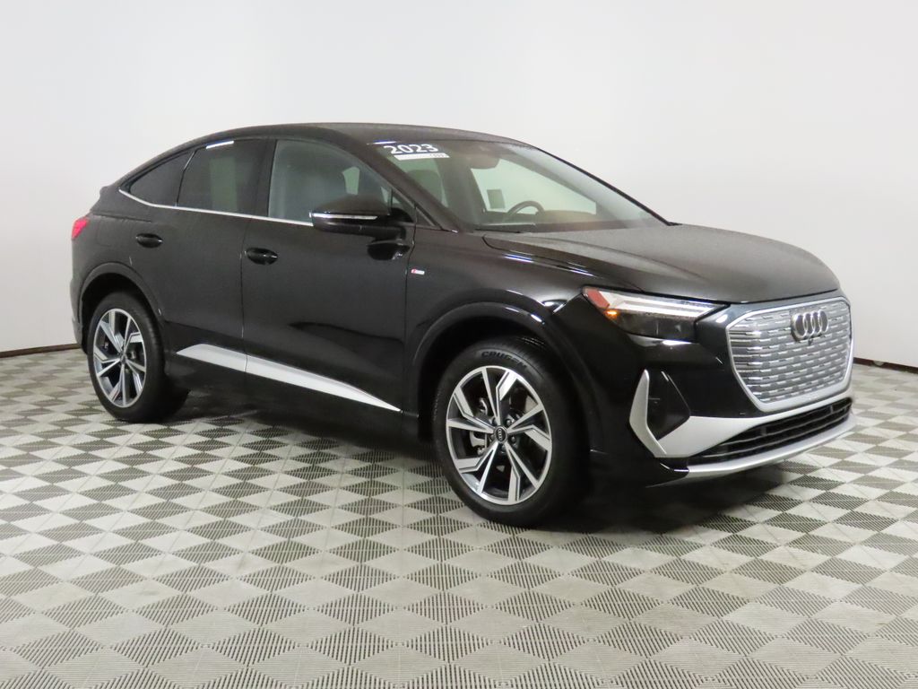 2023 Audi Q4 e-tron Sportback Premium Plus Image 3 of 43