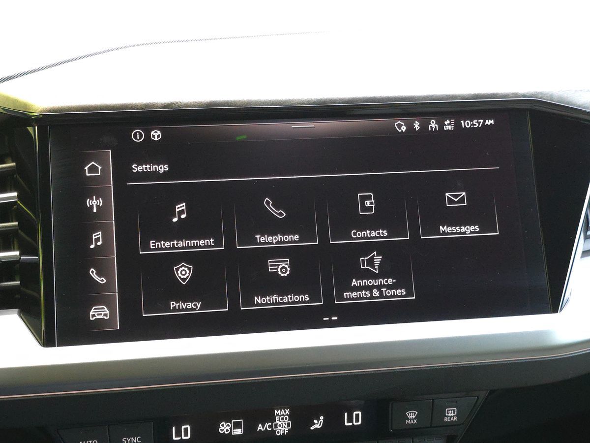 Vehicle image 47 of 67