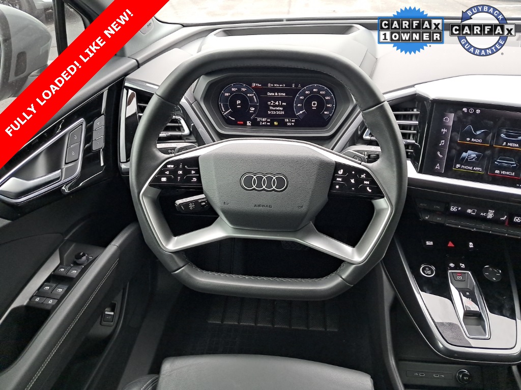 Vehicle image 15 of 24