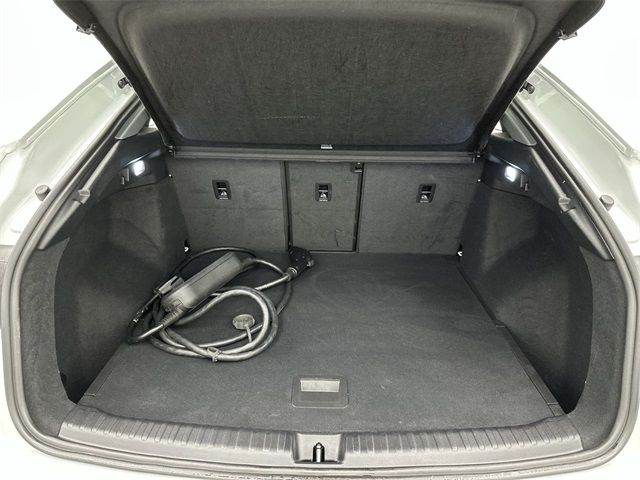 Vehicle image 12 of 26