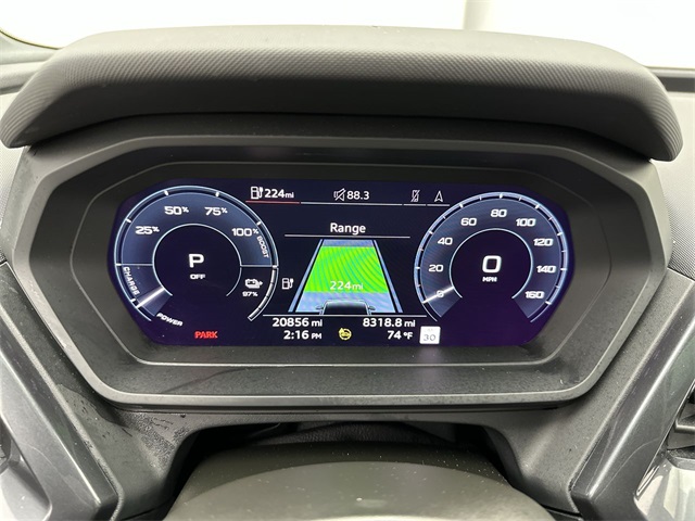 Vehicle image 16 of 26