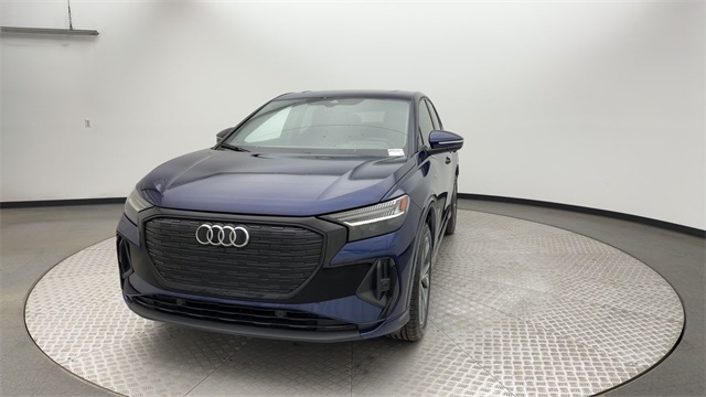 Vehicle image 2 of 26
