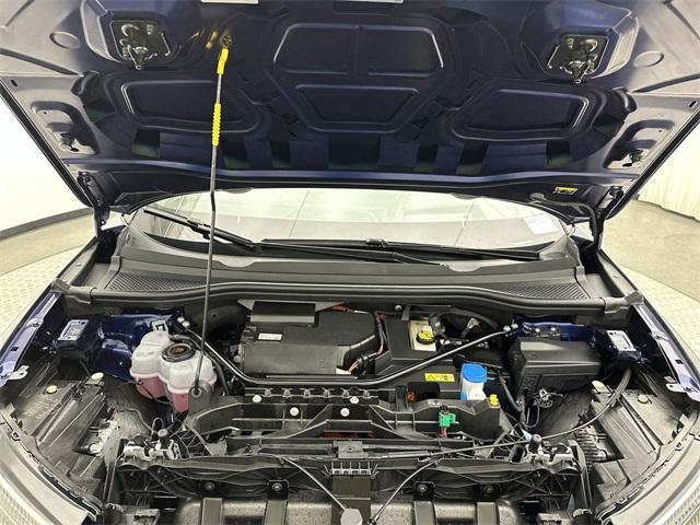 Vehicle image 10 of 26