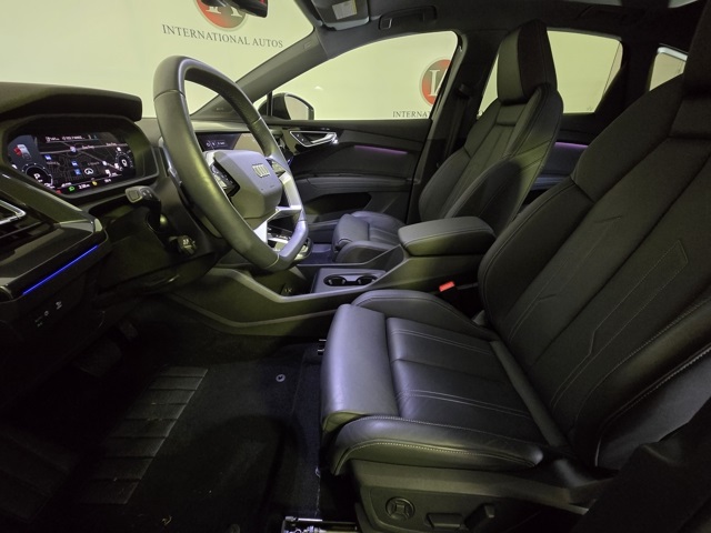 Vehicle image 9 of 29