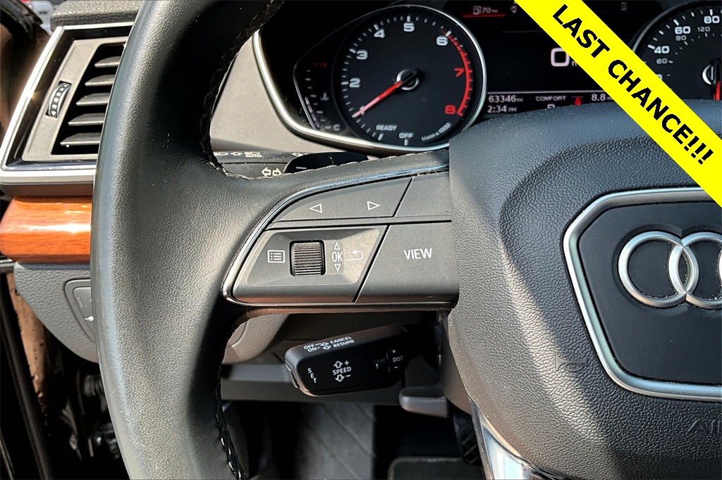 Vehicle image 18 of 36