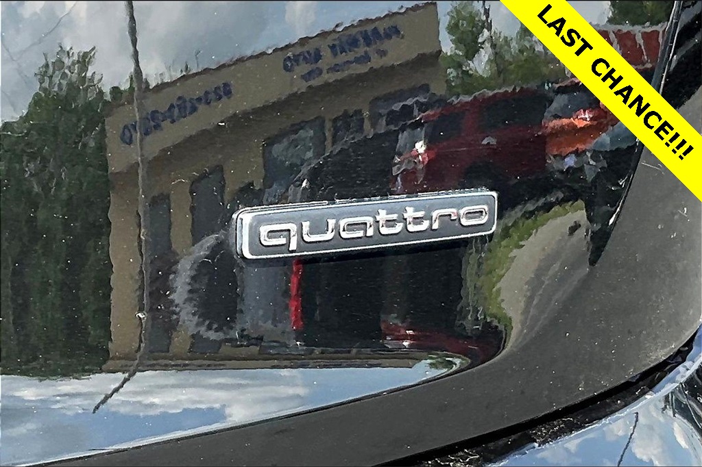 Vehicle image 10 of 36