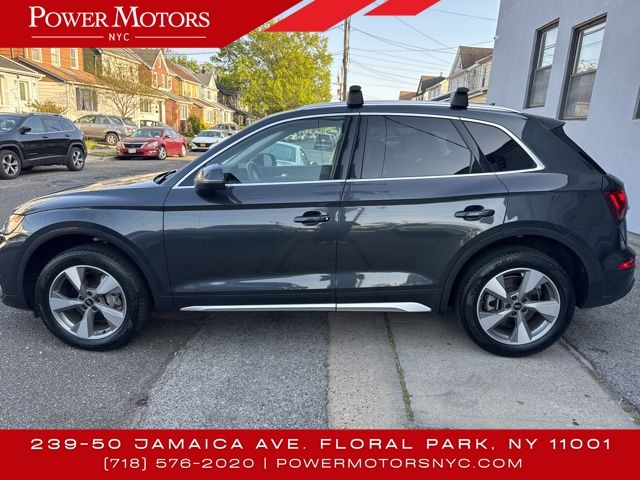 Vehicle image 8 of 45