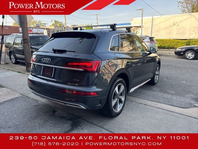 Vehicle image 5 of 45